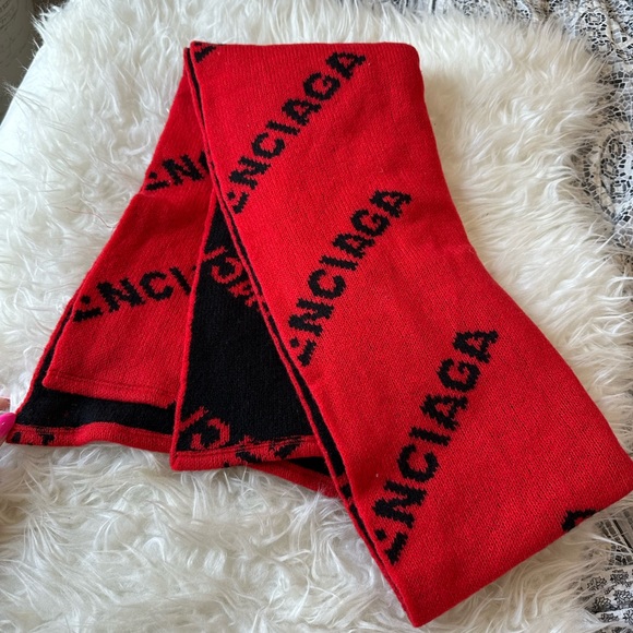 Balenciaga wool scarf - Picture 2 of 6